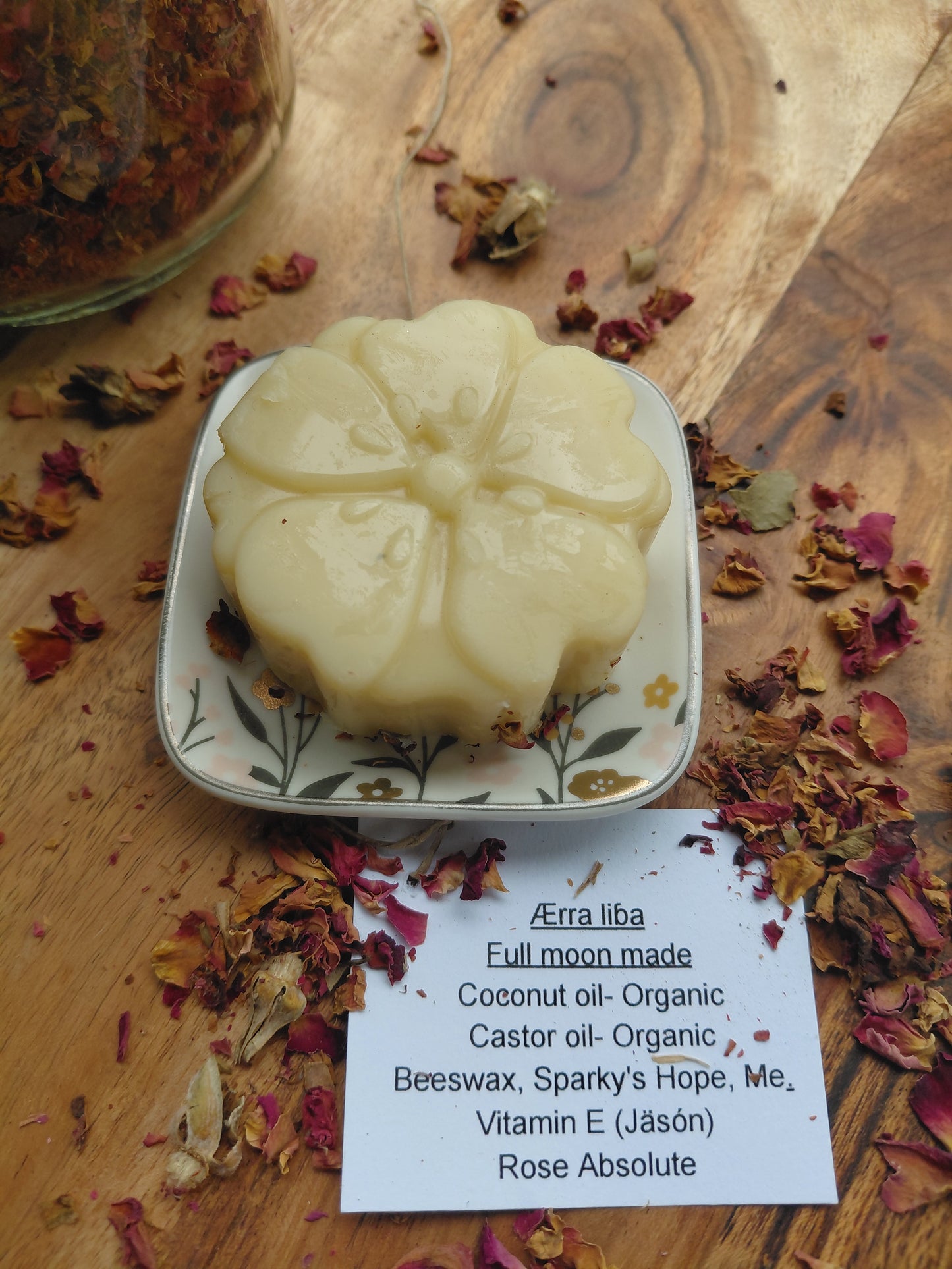 Ærra Liɓa Body bar